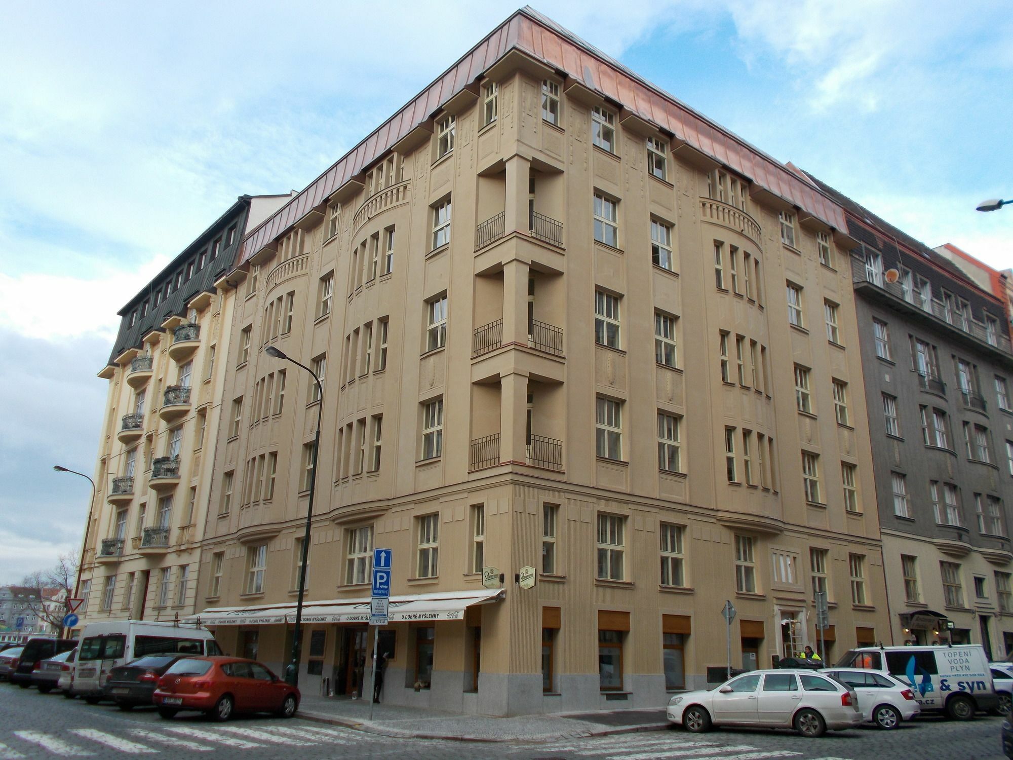 Riverside Spirit Aparthotel Prague Exterior photo